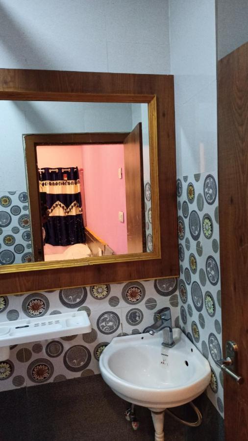 Aarthi Residency Hotel Karaikudi Kültér fotó