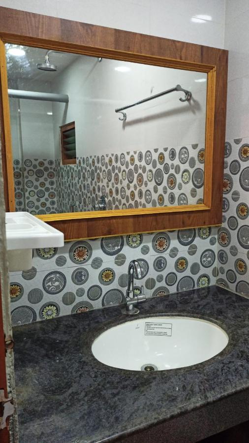 Aarthi Residency Hotel Karaikudi Kültér fotó
